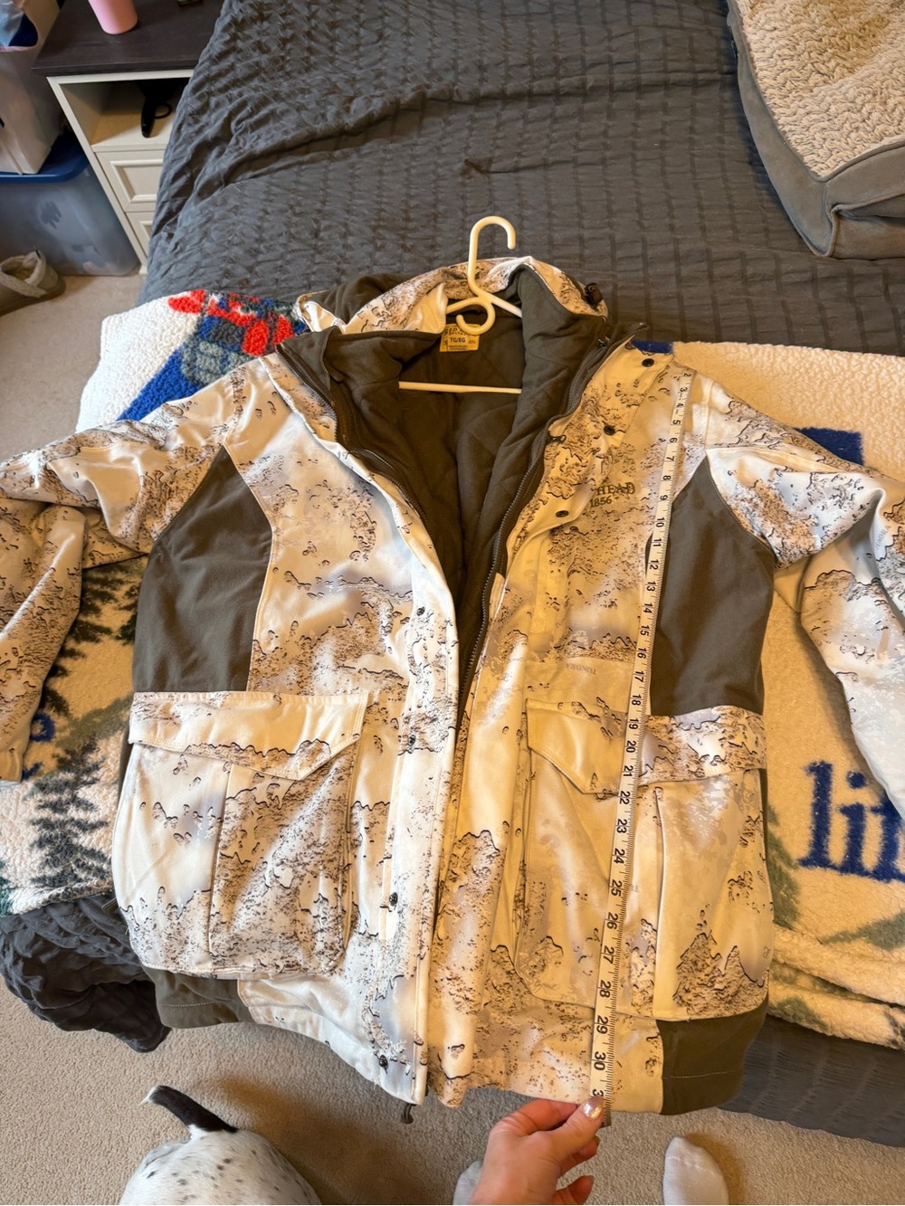RedHead Men's White and Olive Camo Hunting Jacket